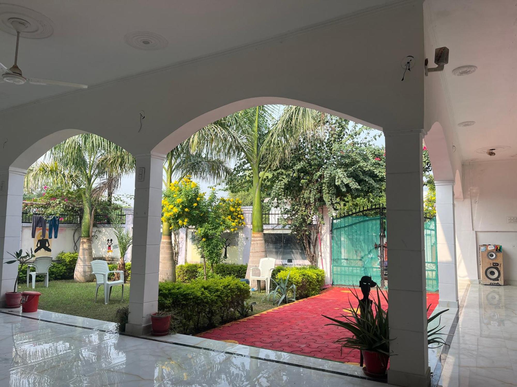 Sunrise Bed & Breakfast Khajurāho Extérieur photo