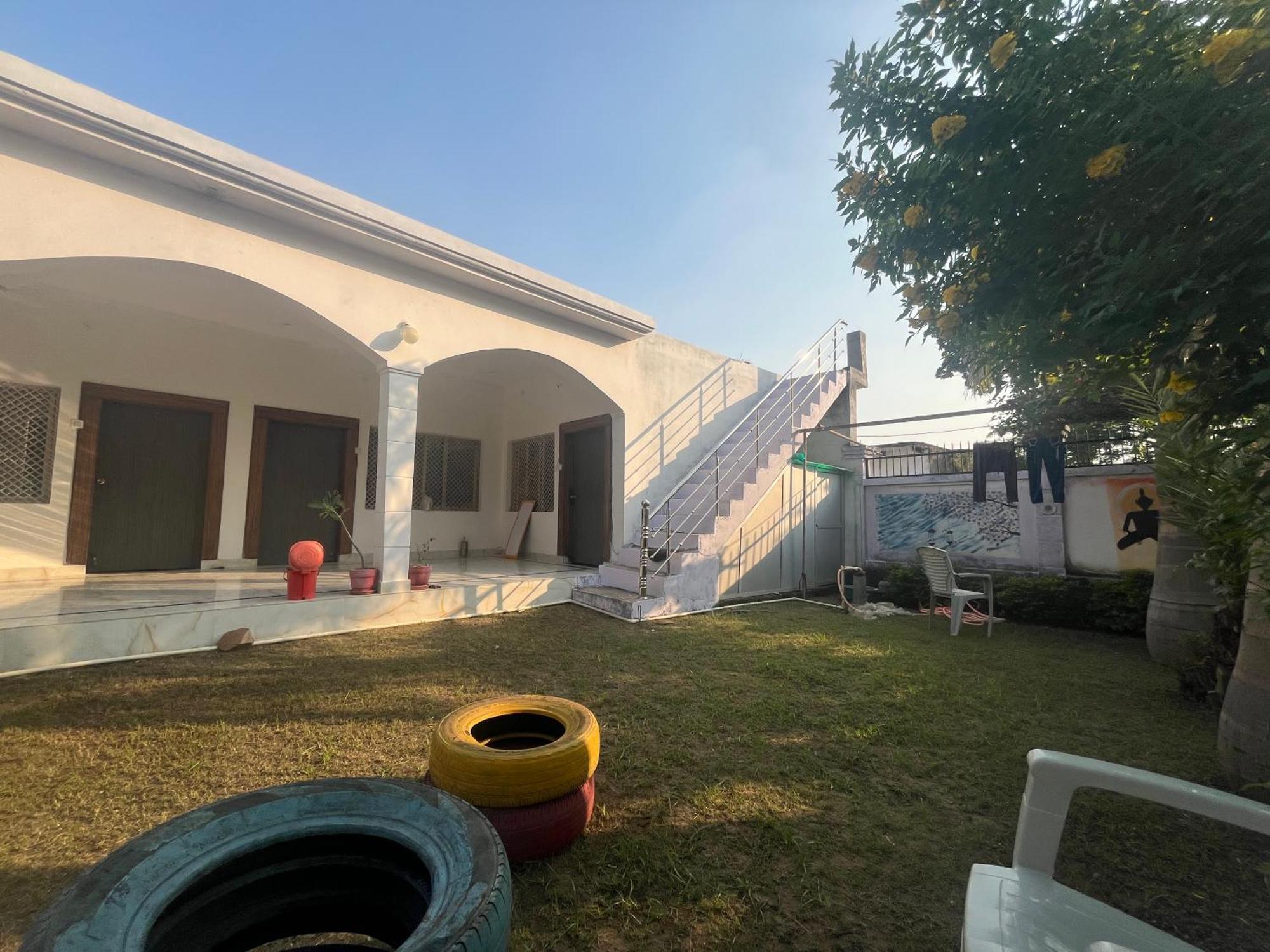 Sunrise Bed & Breakfast Khajurāho Extérieur photo