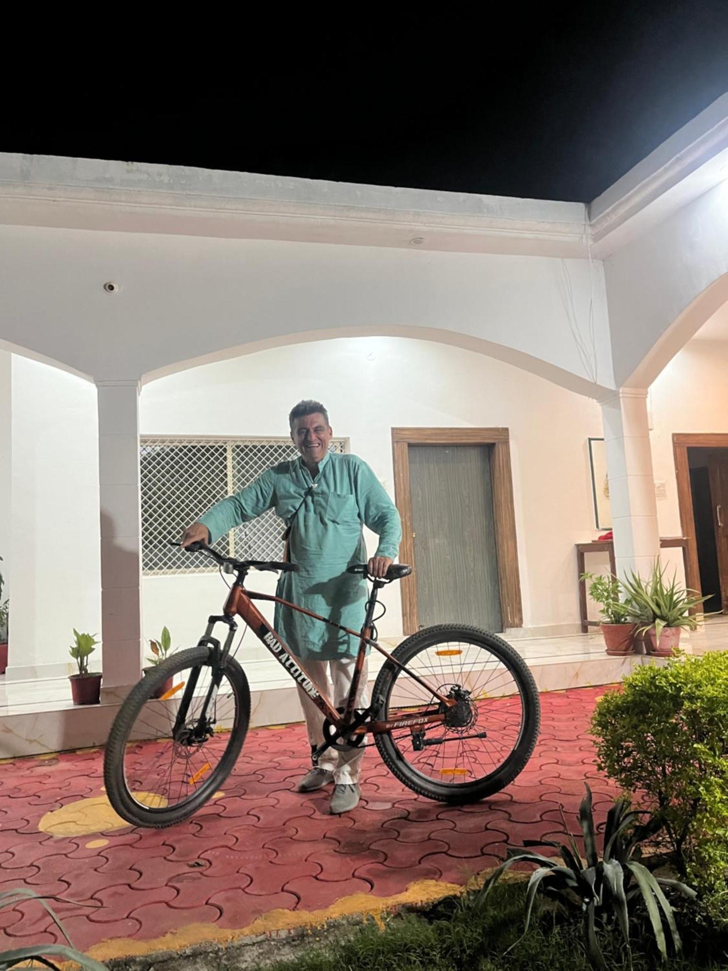 Sunrise Bed & Breakfast Khajurāho Extérieur photo